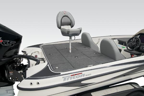 Slide: The Image of Triton 19 TrX Patriot 2025 - 40