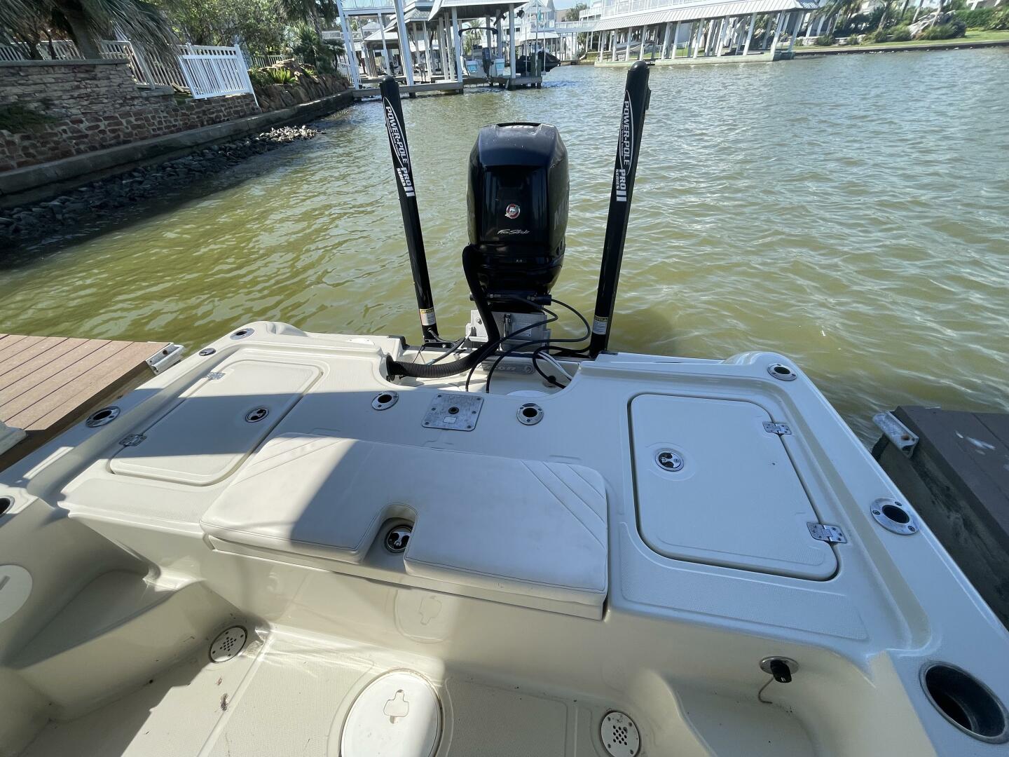 Slide: The Image of Triton 240 LTS Pro 2014 - 5112123
