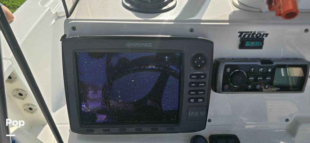 Slide: The Image of Triton LTS 240 2008 - 15340791