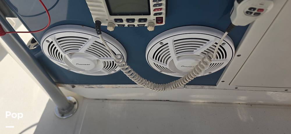 Slide: The Image of Triton LTS 240 2008 - 15340795