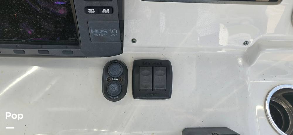 Slide: The Image of Triton LTS 240 2008 - 15340796