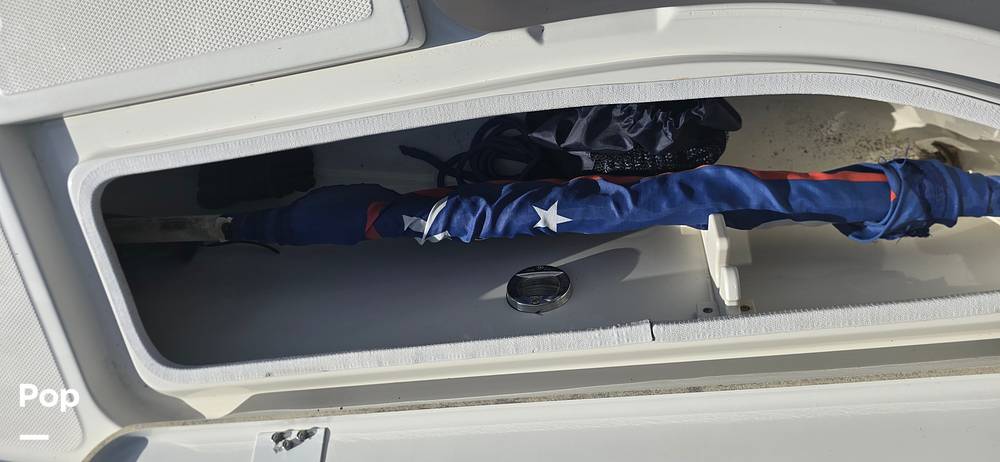 Slide: The Image of Triton LTS 240 2008 - 15340805