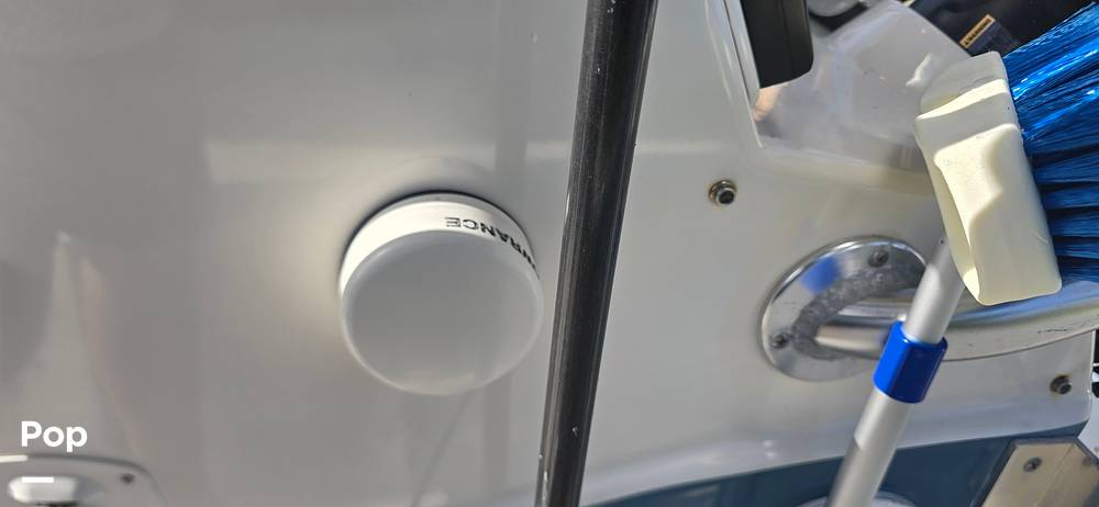 Slide: The Image of Triton LTS 240 2008 - 15340809