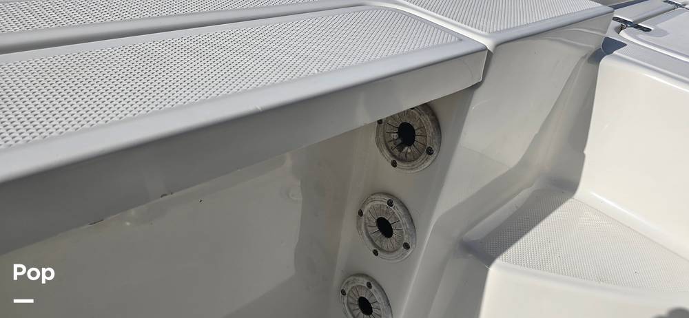 Slide: The Image of Triton LTS 240 2008 - 15340814