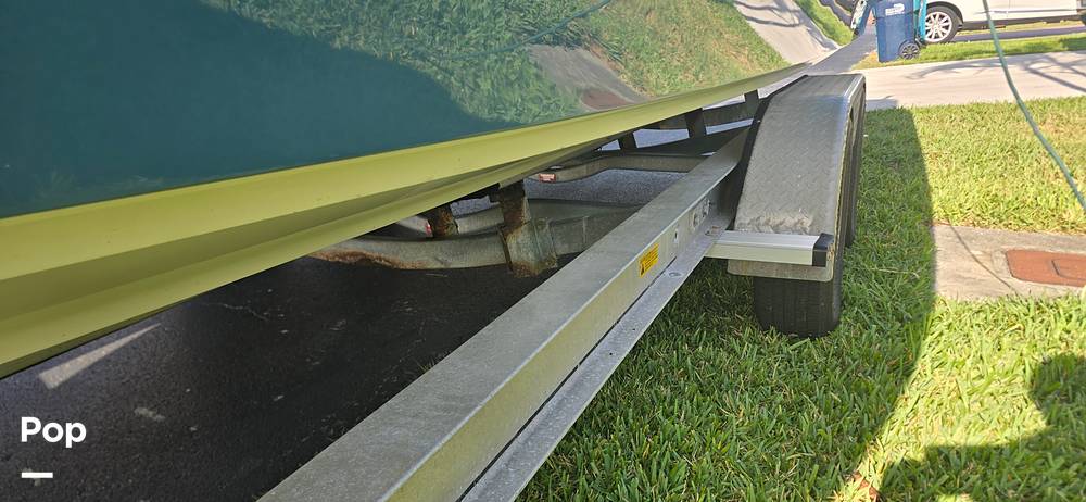 Slide: The Image of Triton LTS 240 2008 - 15340833