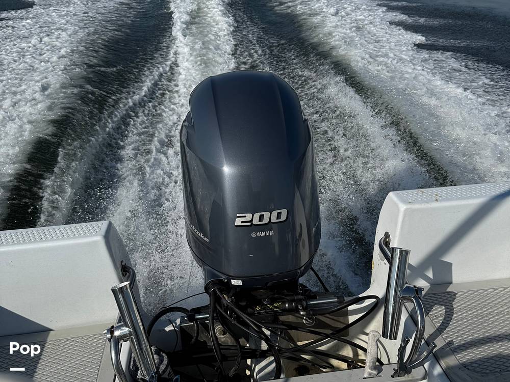 Slide: The Image of Triumph 210 Center Console 2003 - 15401183