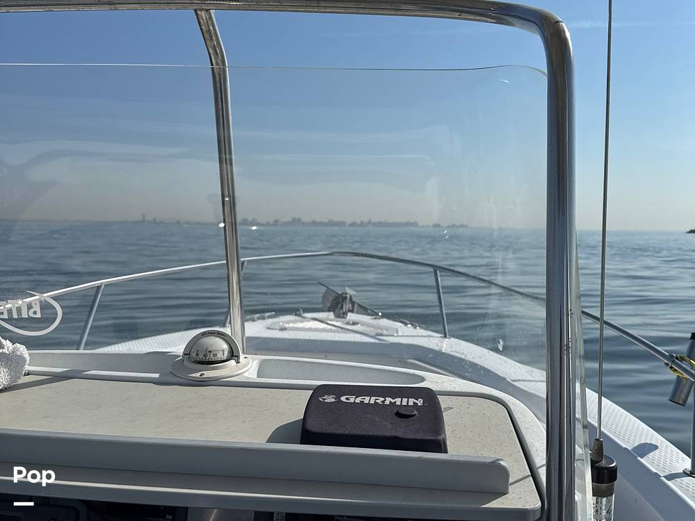 Slide: The Image of Triumph 210 Center Console 2003 - 15401184