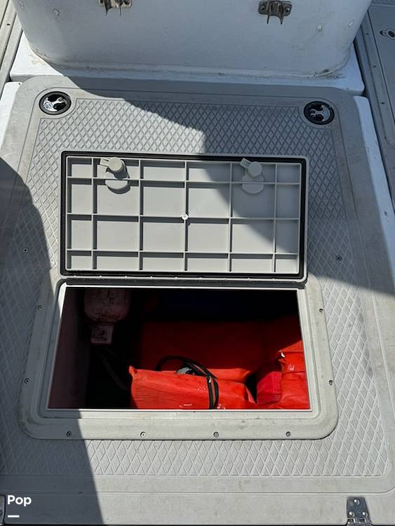 Slide: The Image of Triumph 210 Center Console 2003 - 15401806