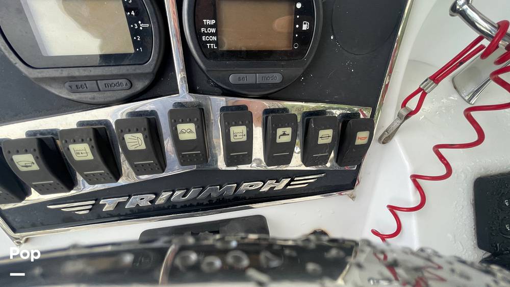 Slide: The Image of Triumph 235 CC 2009 - 15665798