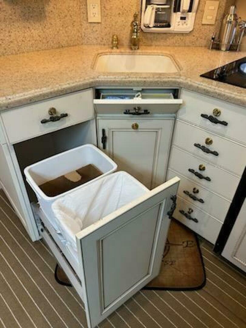 Slide: The Image of Trojan 39 1994 - 5291389