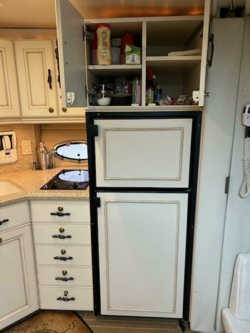 Slide: The Image of Trojan 39 1994 - 5291391