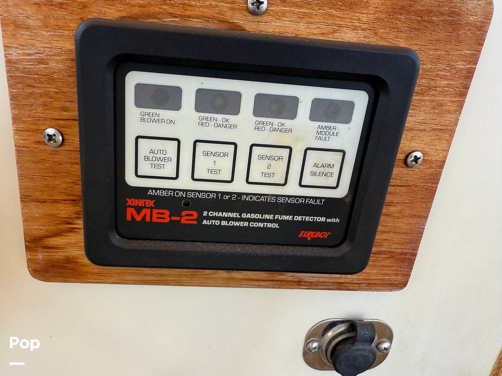 Slide: The Image of Trojan F-36 Tri Cabin 363 1982 - 15444184