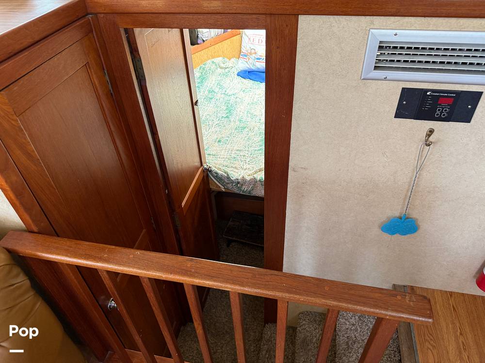 Slide: The Image of Trojan F-36 Tri Cabin 363 1982 - 15444223