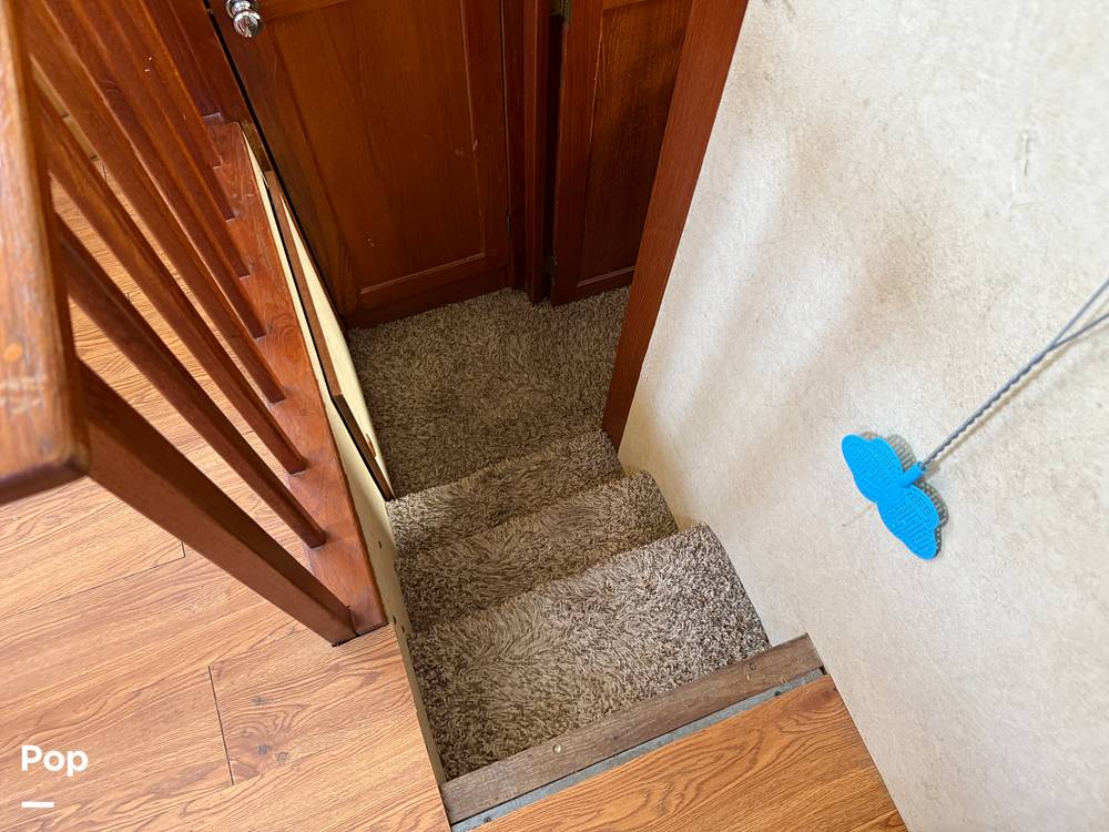 Slide: The Image of Trojan F-36 Tri Cabin 363 1982 - 15444225