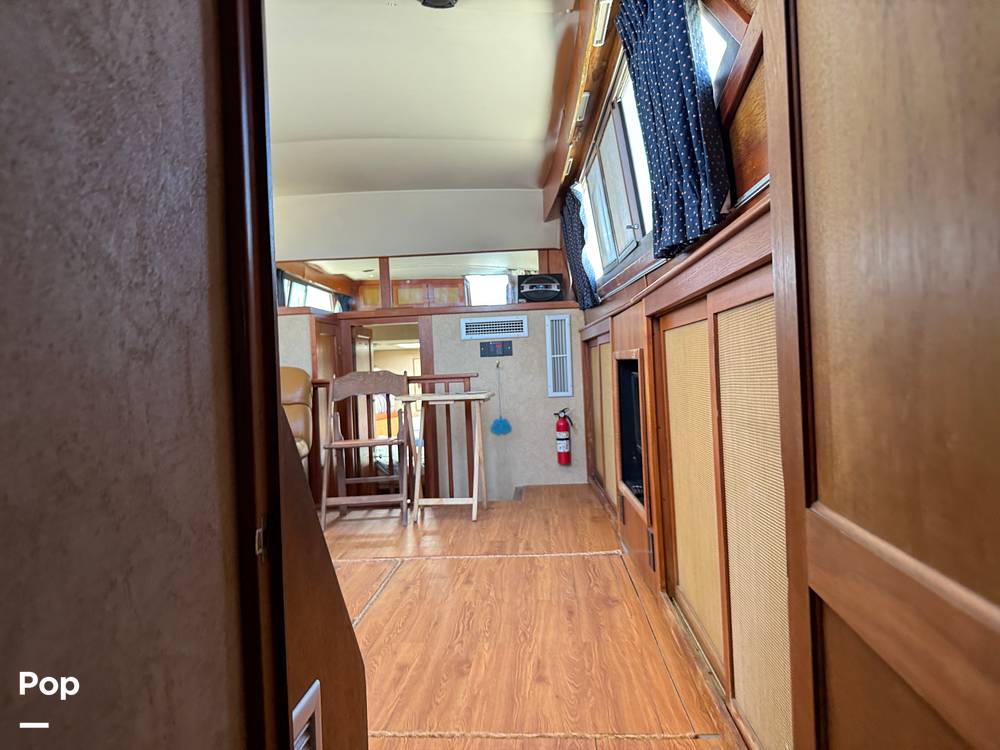 Slide: The Image of Trojan F-36 Tri Cabin 363 1982 - 15444265