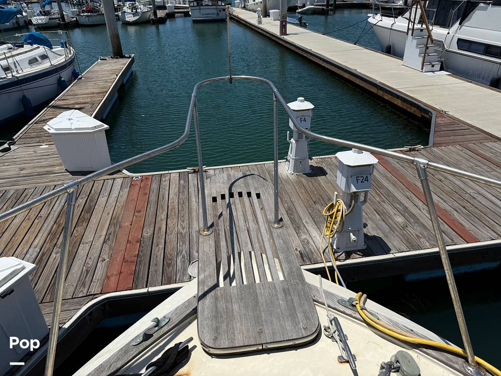 Slide: The Image of Trojan F-36 Tri Cabin 363 1982 - 15444291