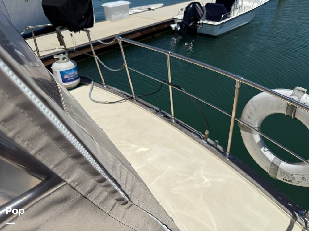 Slide: The Image of Trojan F-36 Tri Cabin 363 1982 - 15444300