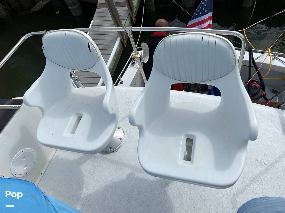 Slide: The Image of Fly Bridge Seats - 10109283