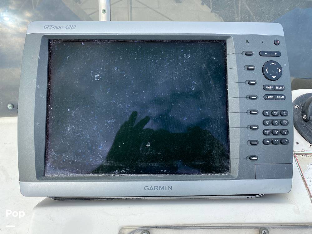 Slide: The Image of Garmin 4212 Up Top - 10109297