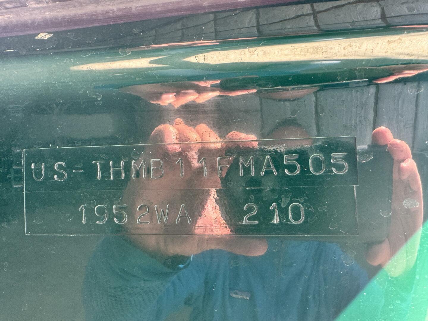 Slide: The Image of Trophy 1952 Walk Around 2005 - 4326327