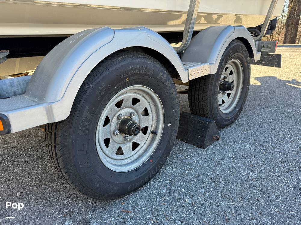 Slide: The Image of Tire Manufacture Date 04/2022 - 9