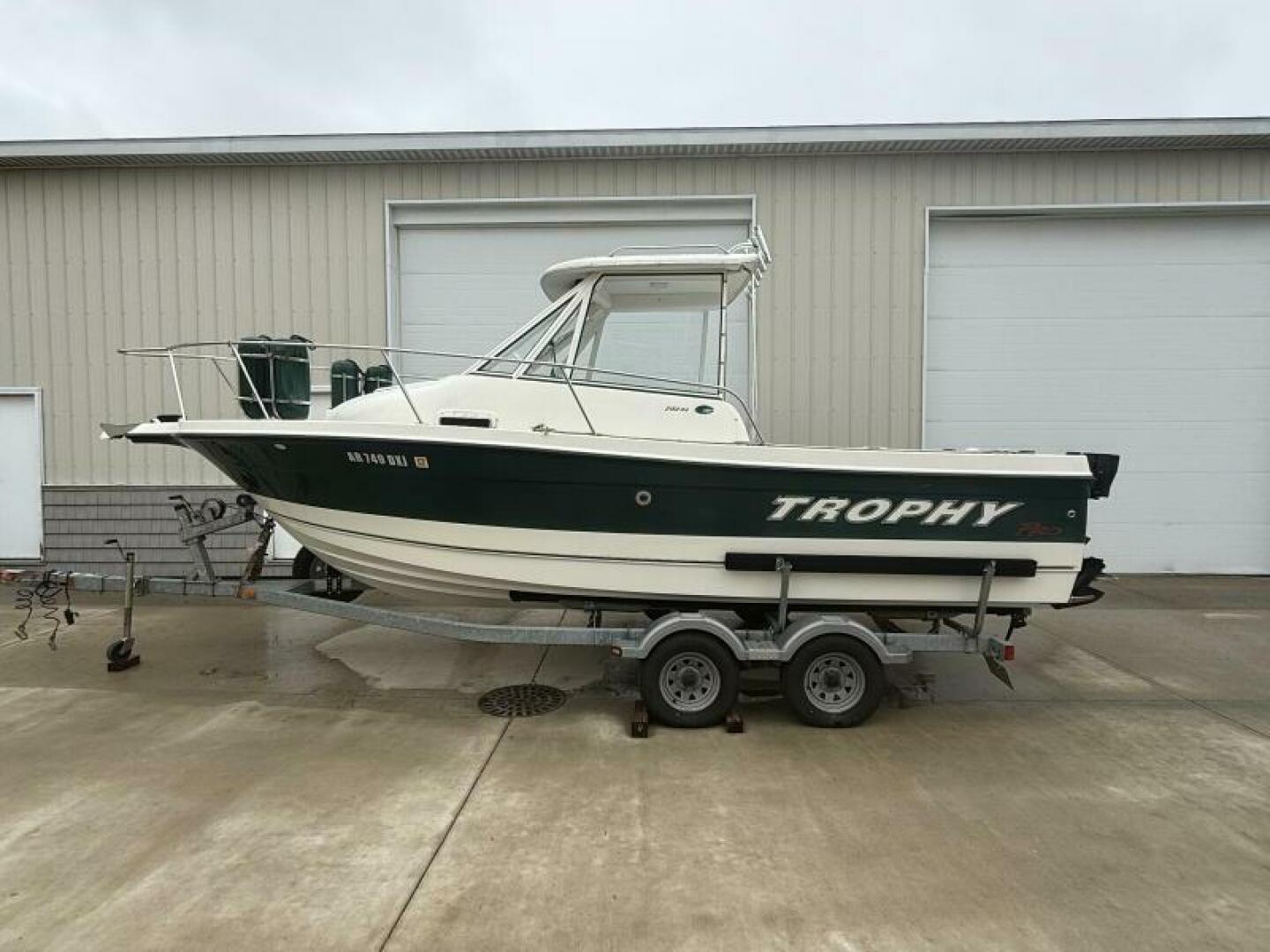 Slide: The Image of Trophy 2152 WA Hardtop 2010 - 0