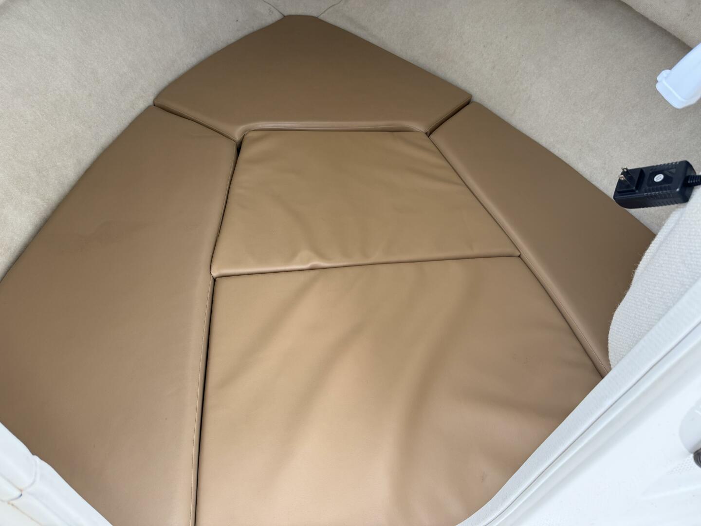 Slide: The Image of Trophy 2152 WA Hardtop 2010 - 15