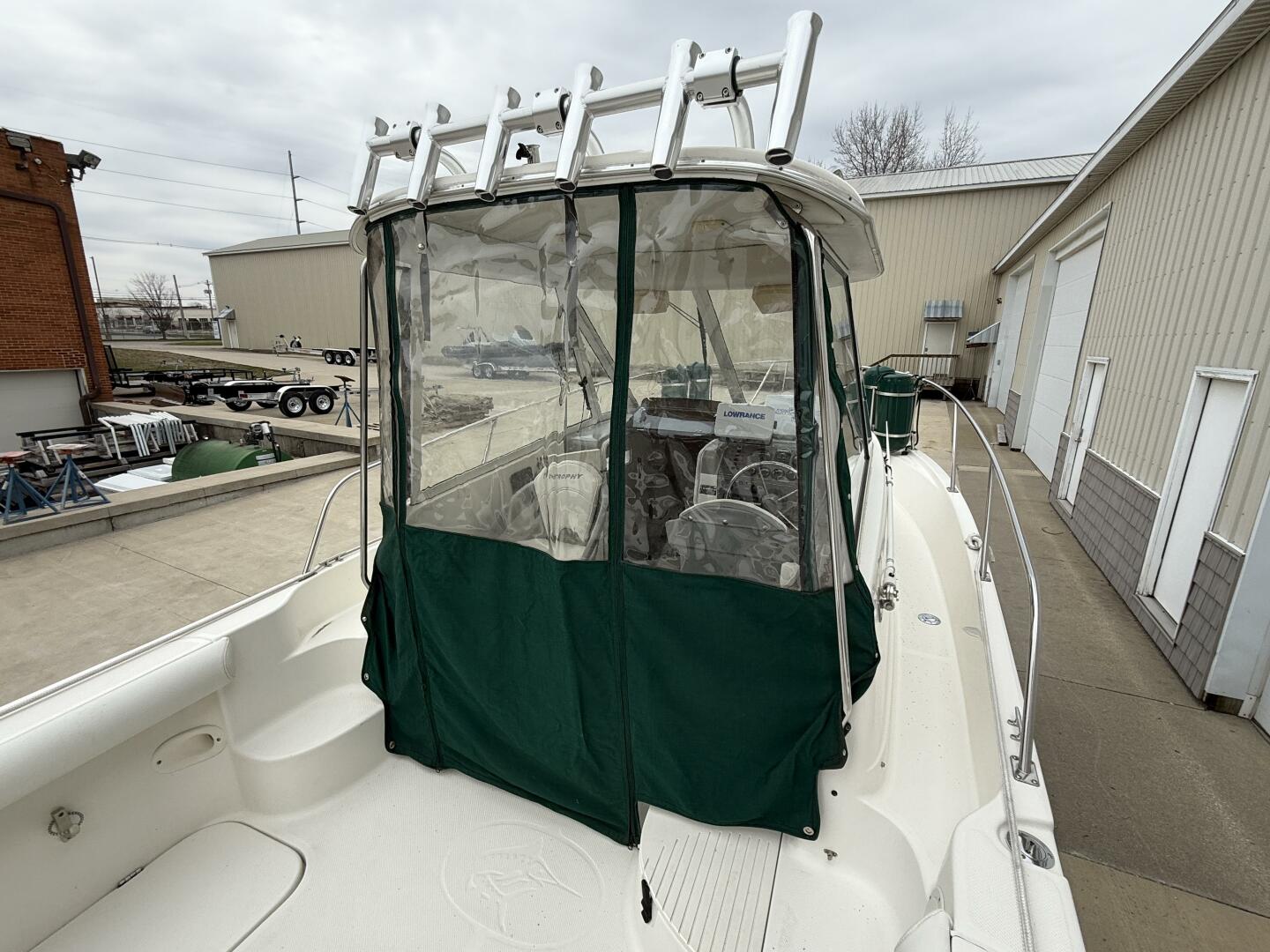 Slide: The Image of Trophy 2152 WA Hardtop 2010 - 6