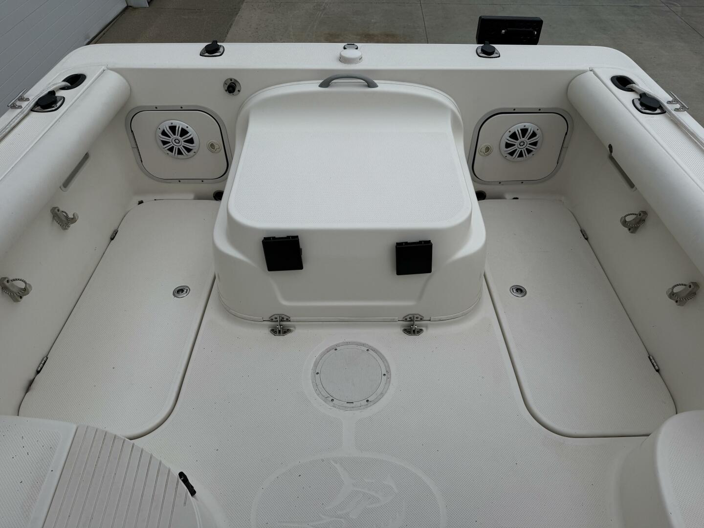 Slide: The Image of Trophy 2152 WA Hardtop 2010 - 9