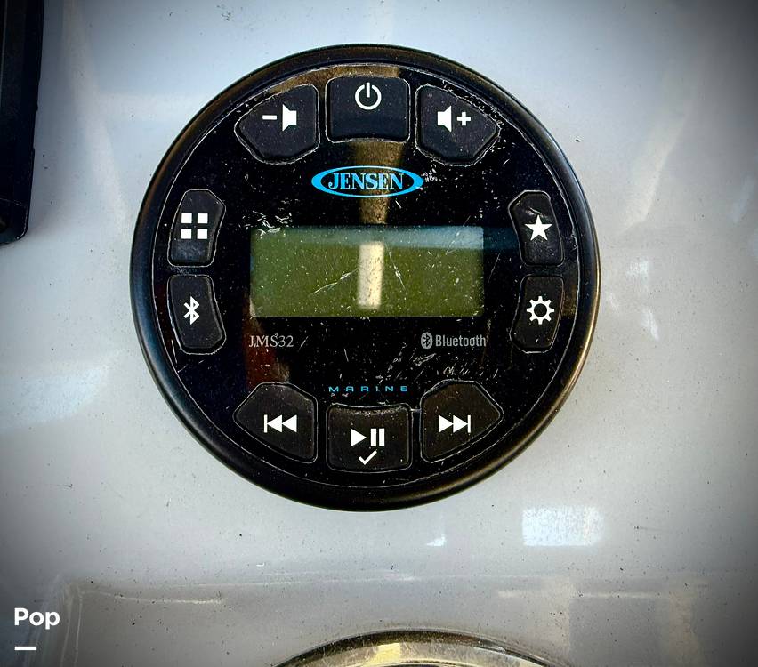 Slide: The Image of Trophy 22 CC 2021 - 15797352