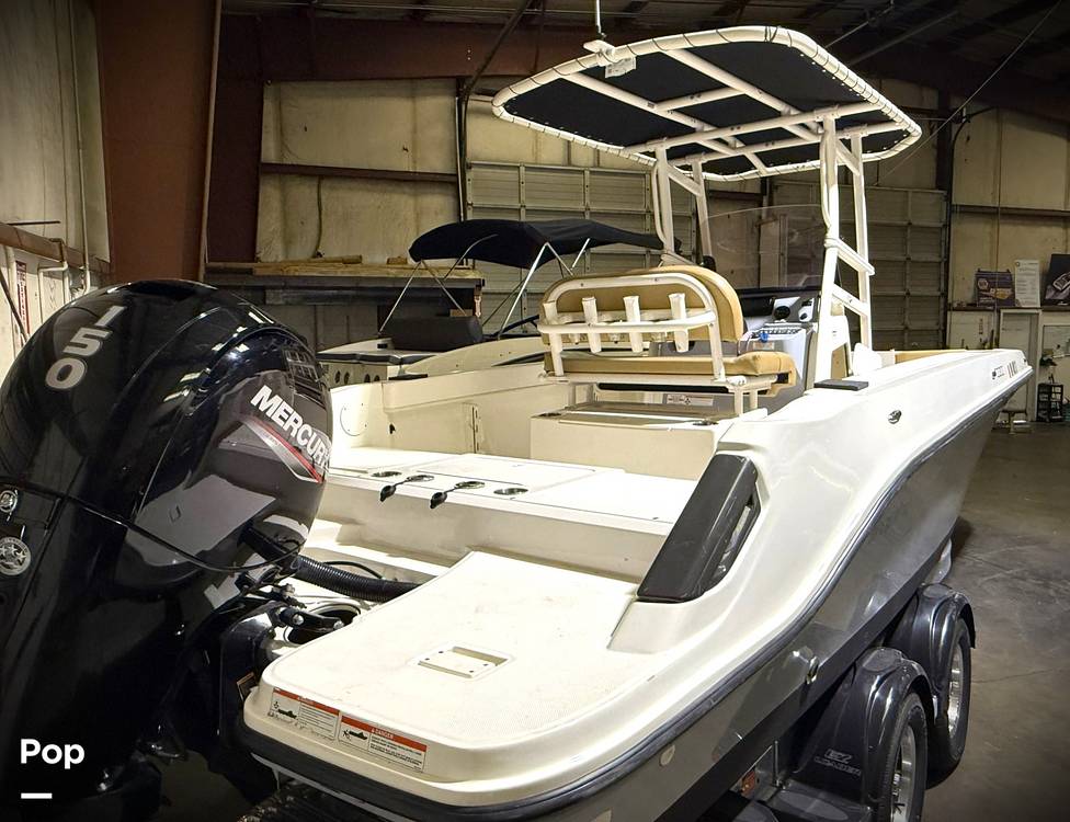 Slide: The Image of Trophy 22CC 2021 - 15846250