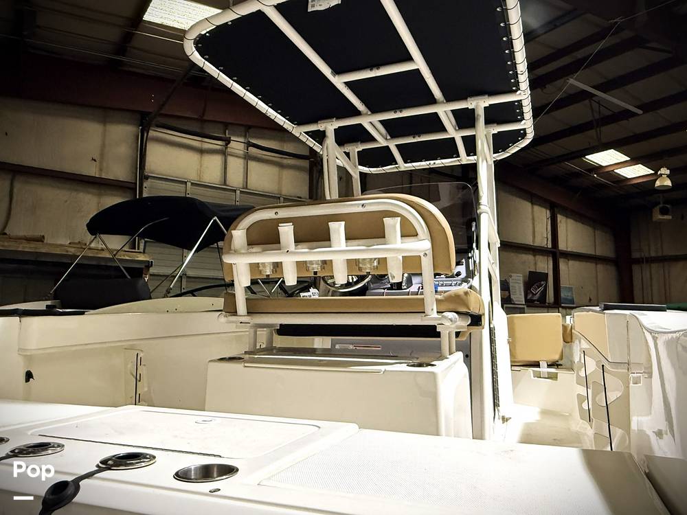 Slide: The Image of Trophy 22CC 2021 - 15846252