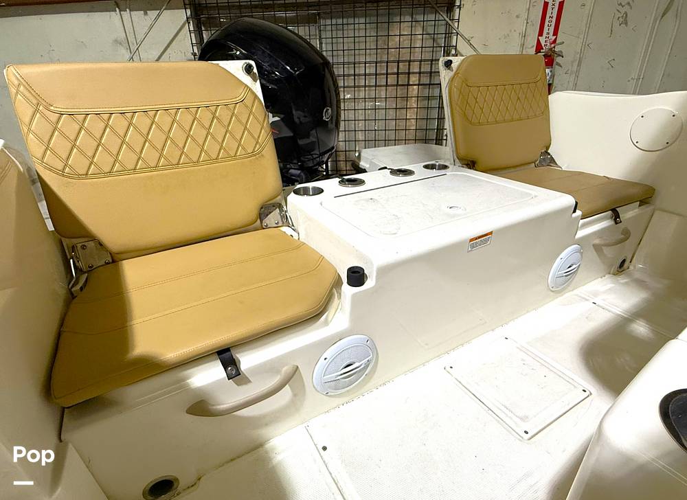 Slide: The Image of Trophy 22CC 2021 - 15846349