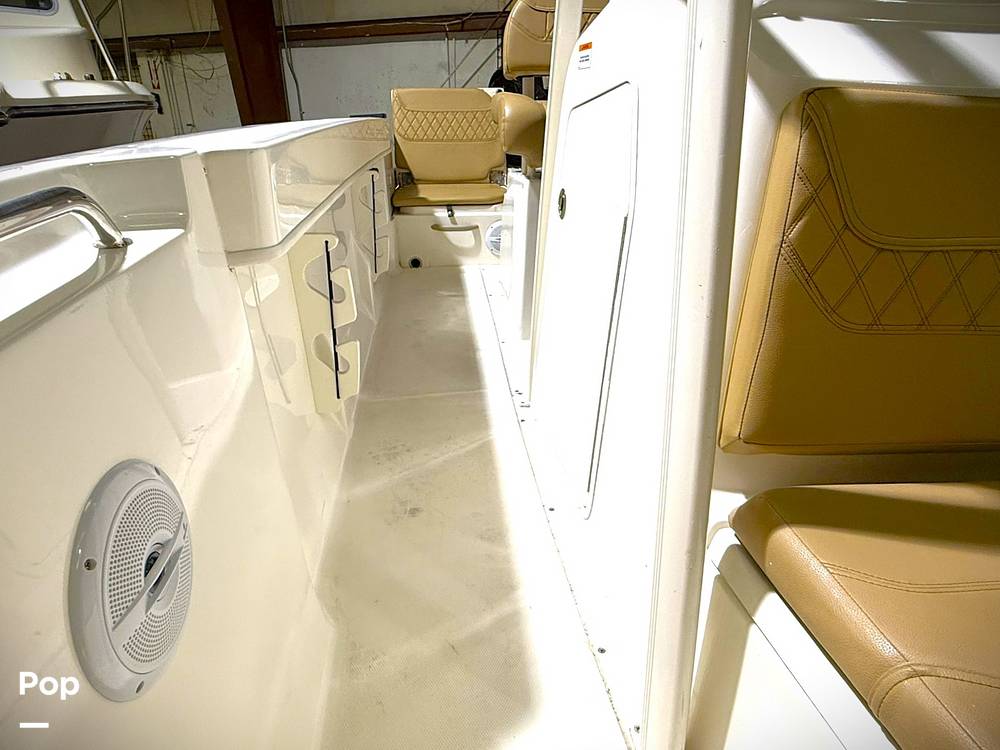 Slide: The Image of Trophy 22CC 2021 - 15846355