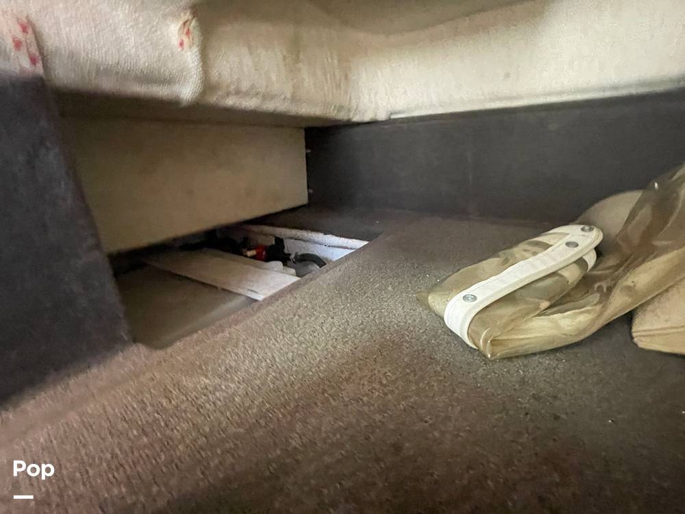 Slide: The Image of Quarter Berth - 13354558