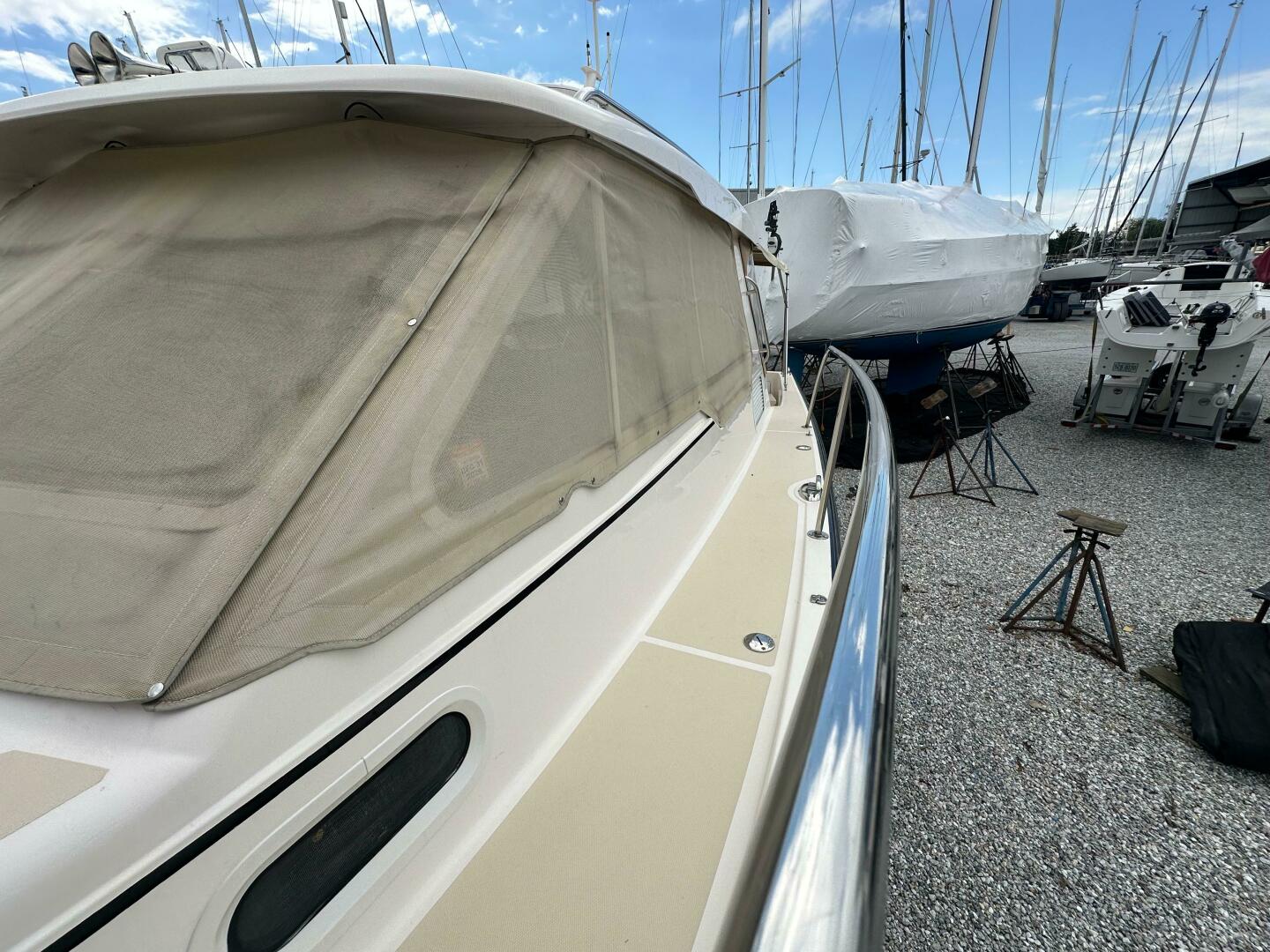 Slide: The Image of True North 34 2009 - 5289078