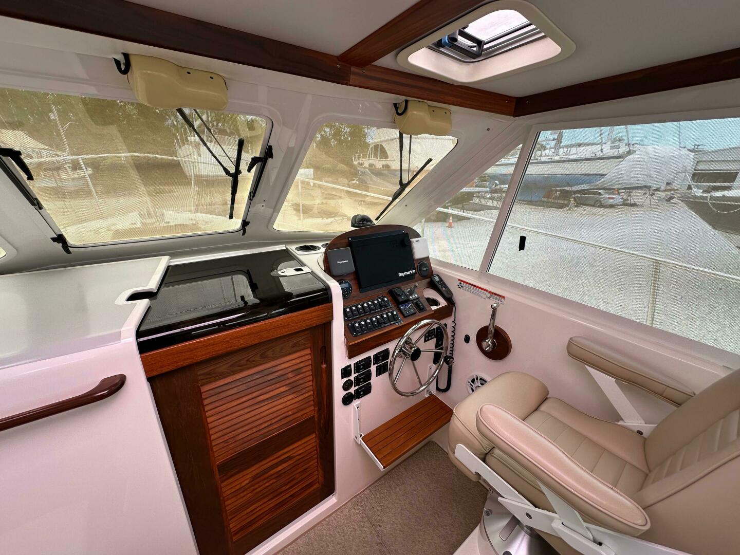 Slide: The Image of True North 34 2009 - 5289084