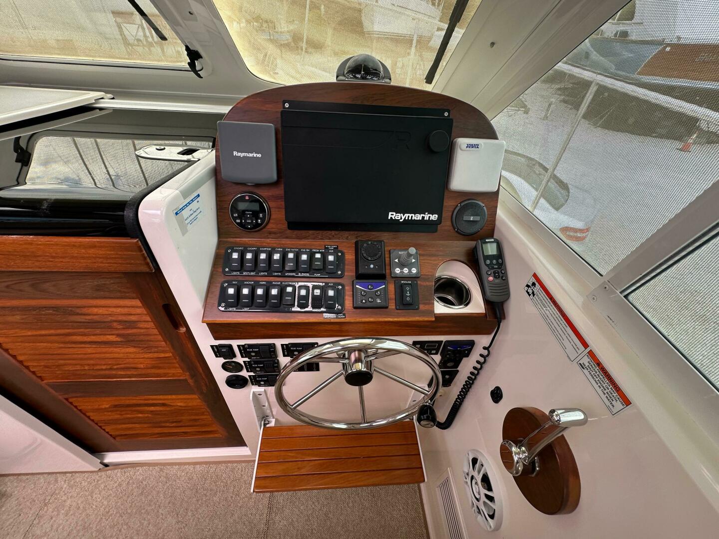 Slide: The Image of True North 34 2009 - 5289085