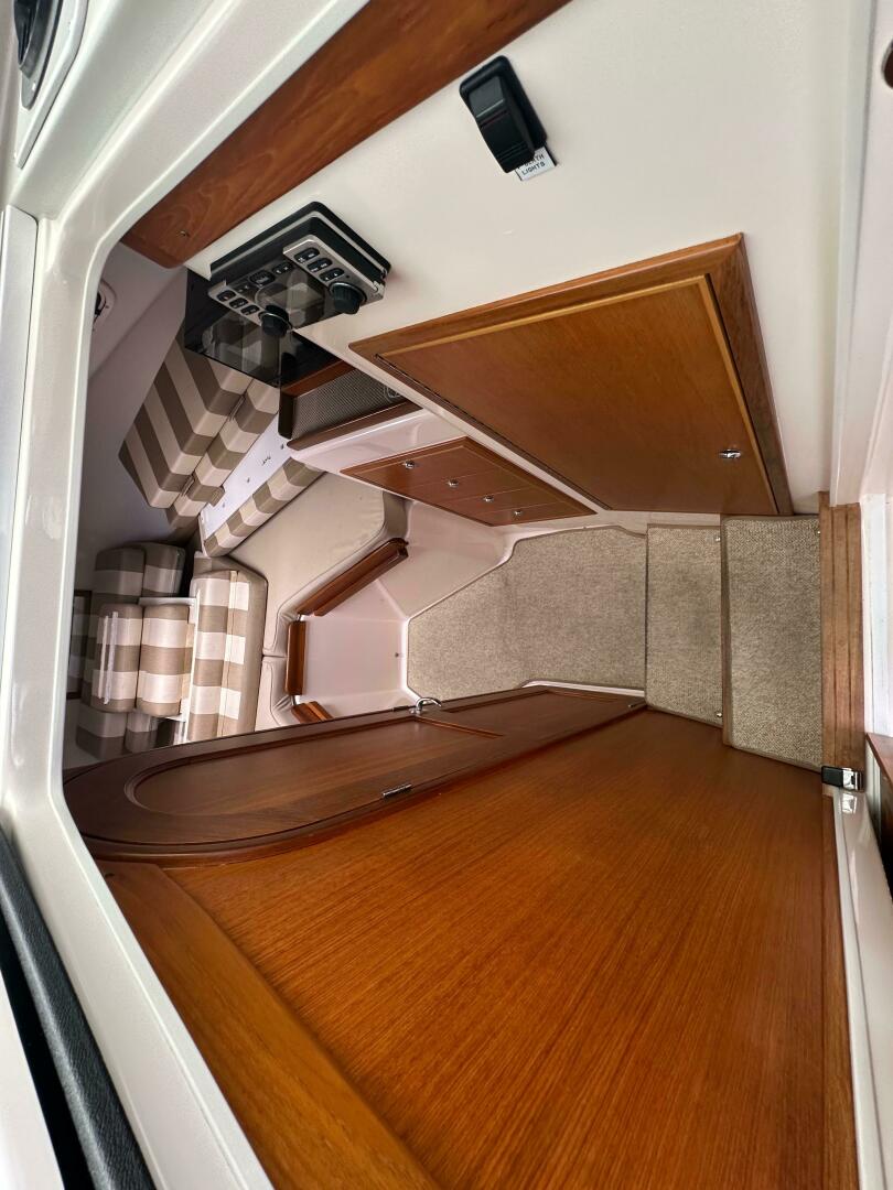 Slide: The Image of True North 34 2009 - 5289090