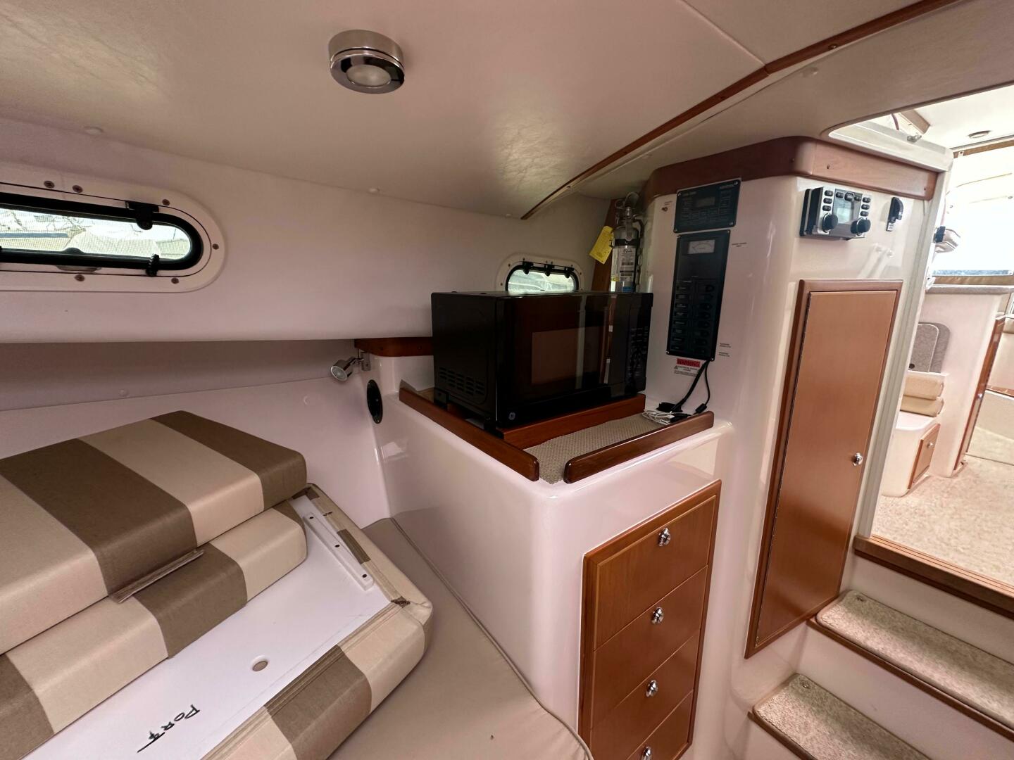 Slide: The Image of True North 34 2009 - 5289093