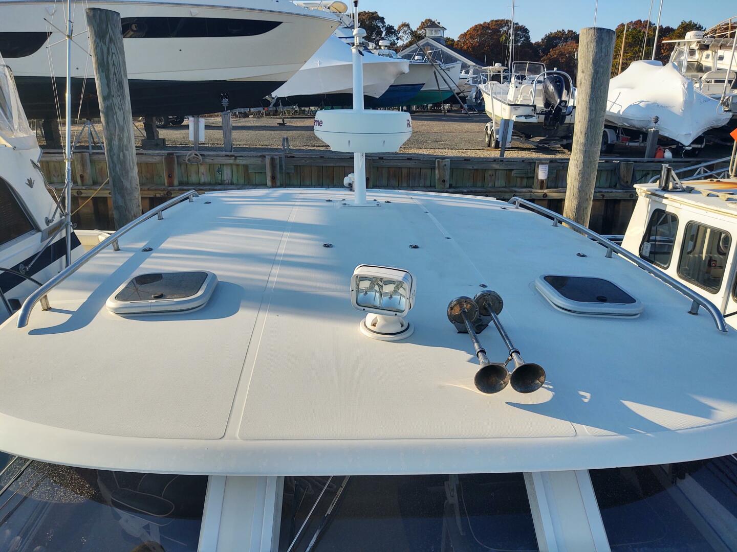 Slide: The Image of Life Savor Cabin roof  - 4770675