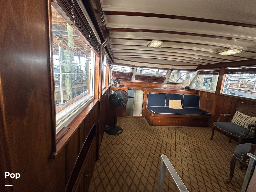 Slide: The Image of Mid Ship Salon - 15175711