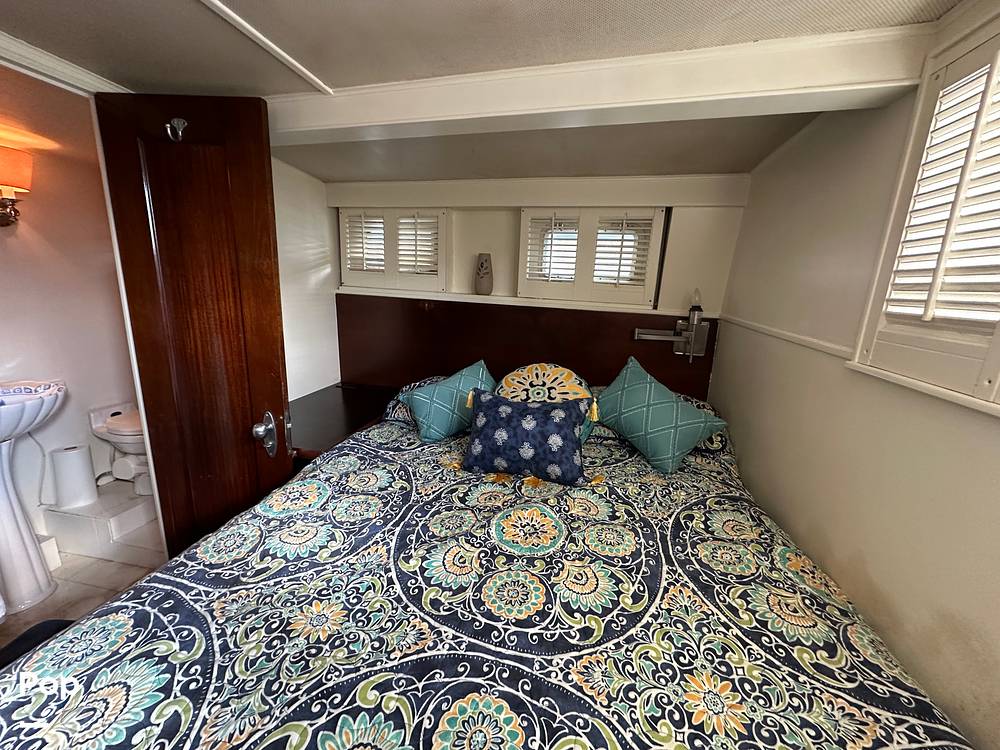 Slide: The Image of Aft Stateroom - 15175805
