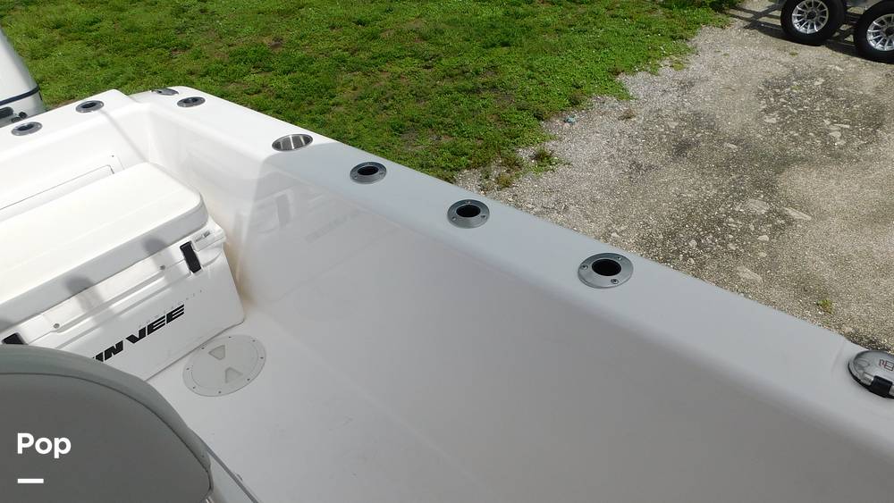 Slide: The Image of Twin Vee 260 STX CC 2025 - 106