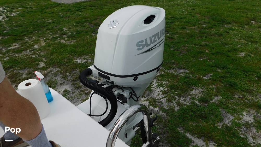 Slide: The Image of Twin Vee 260 STX CC 2025 - 31