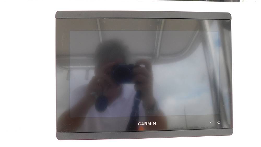 Slide: The Image of Twin Vee 260 STX CC 2025 - 56