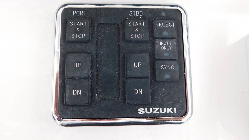 Slide: The Image of Twin Vee 260 STX CC 2025 - 59