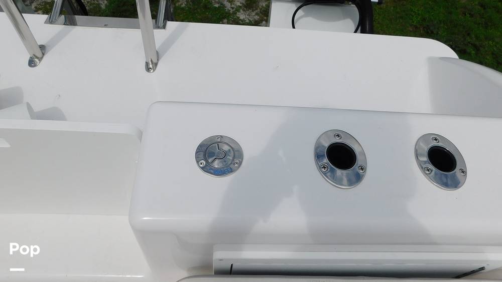 Slide: The Image of Twin Vee 260 STX CC 2025 - 98