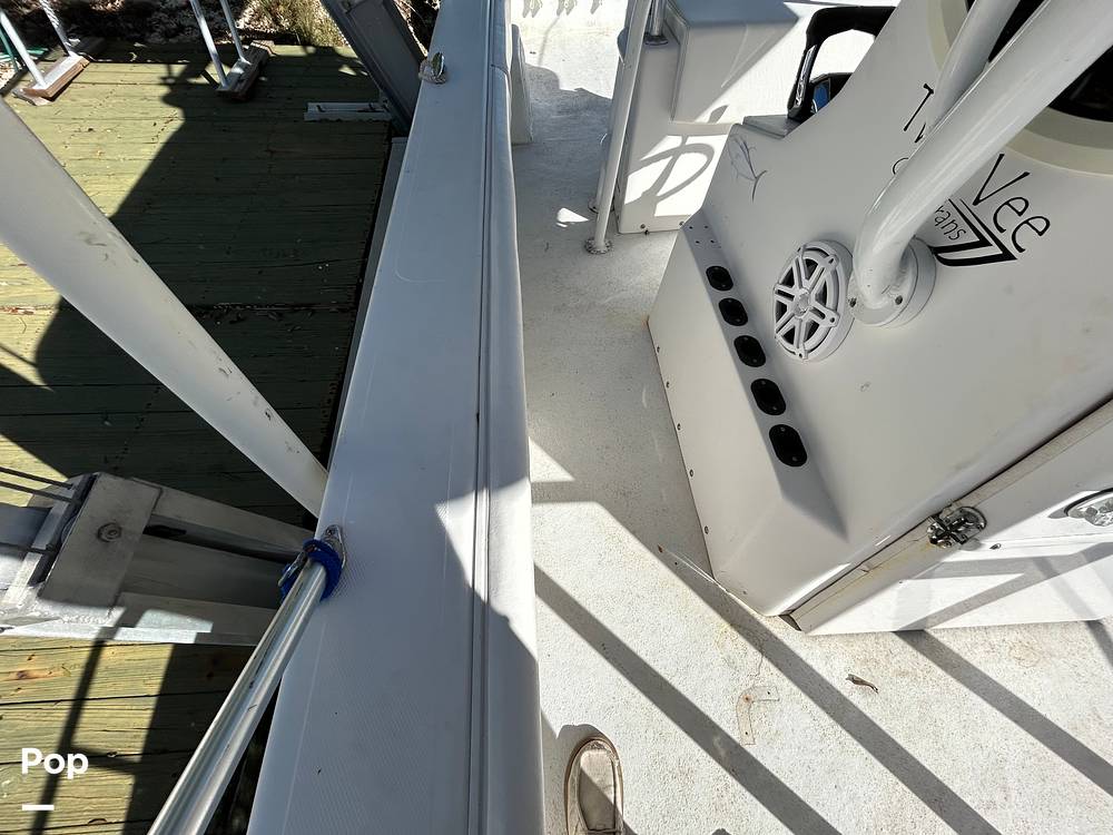 Slide: The Image of Twin Vee 26 Center Console VS 2006 - 15193053