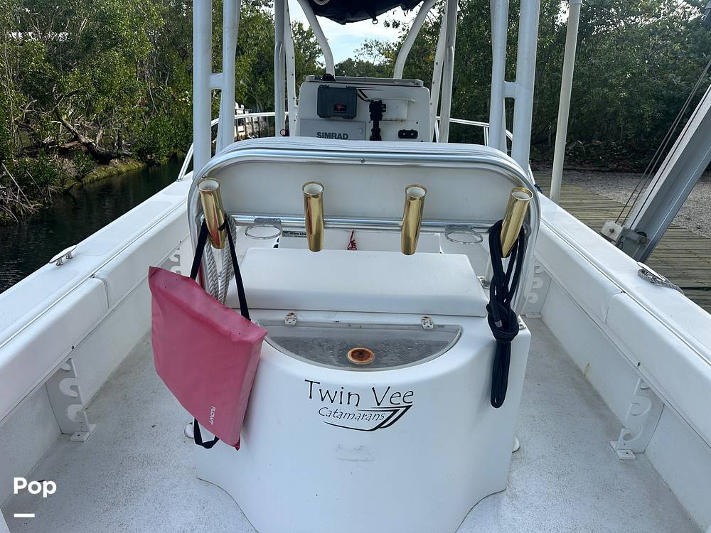 Slide: The Image of Twin Vee 26 Center Console VS 2006 - 15189980
